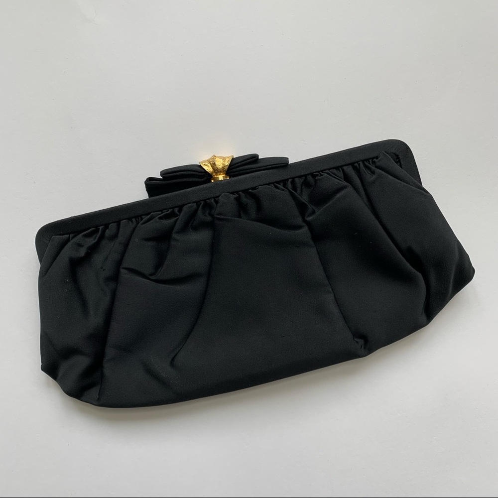 VINTAGE 50s/60s "JR" Black Matte Satin Clutch Gold Leaf Clasp Frame Closure